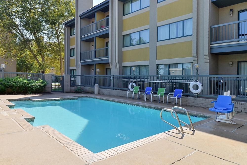 Americas Best Value Inn & Suites Extended Stay Tulsa