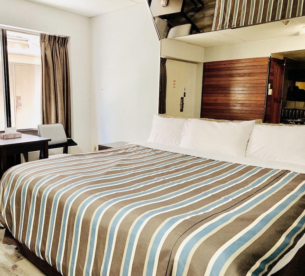 Fotos del hotel - Deluxe Inn