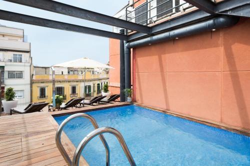 MSB Rooftop Pool City Center