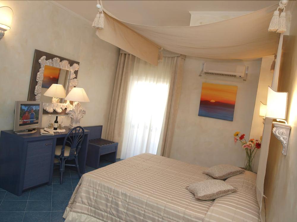 Fotos del hotel - BAIA DEI FARAGLIONI LUXURY BEACH RESORT