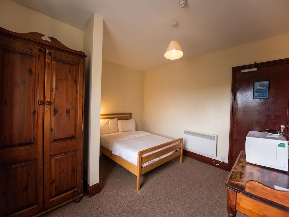 Fotos del hotel - OYO The Green Man Pub And Hotel