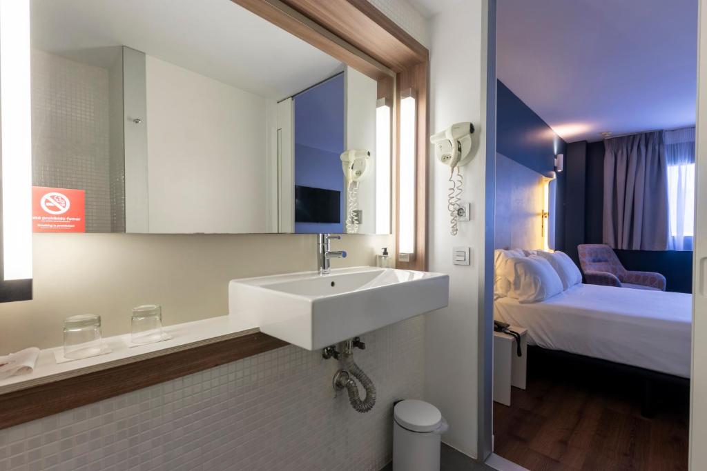 Fotos del hotel - TRAVELODGE MALAGA AEROPUERTO