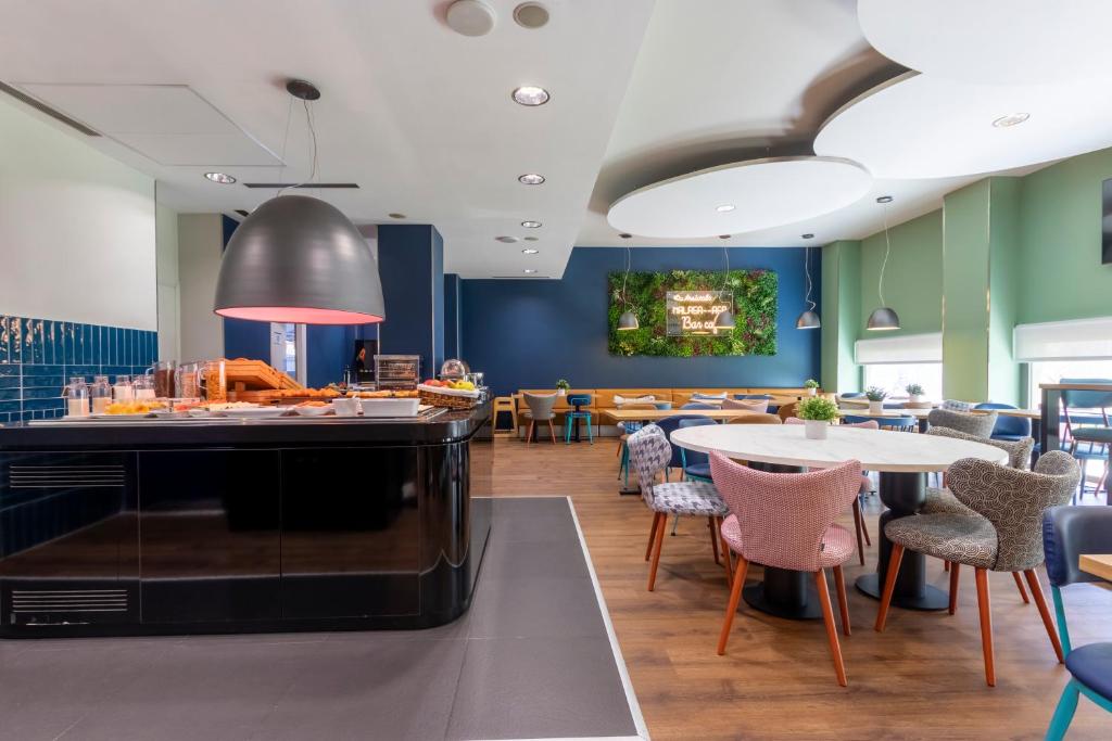 Fotos del hotel - TRAVELODGE MALAGA AEROPUERTO