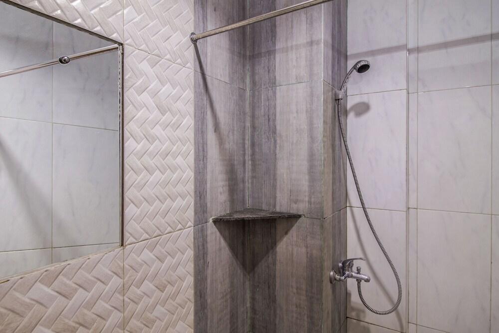 Fotos del hotel - RedDoorz Near Cilandak Town Square