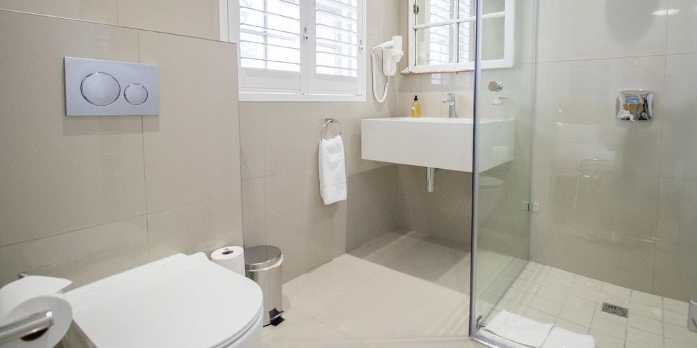 Fotos del hotel - THE CHARLES CAFE & ROOMS