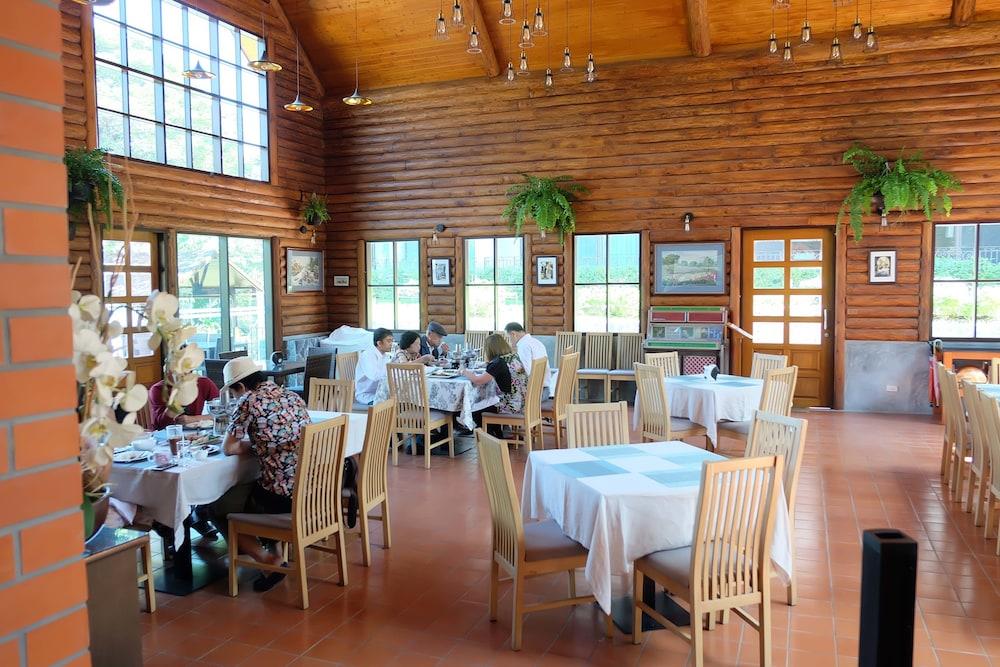 Plakan Resort