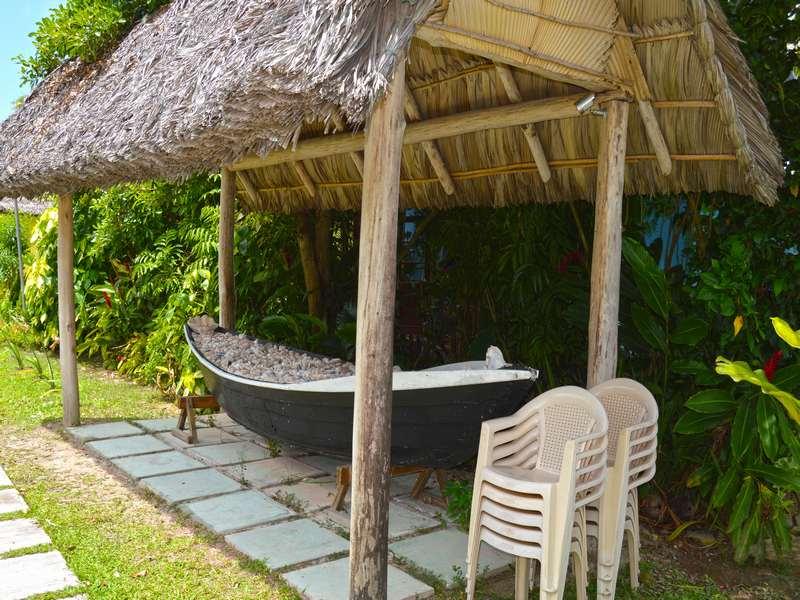 Hotel LES LAURIERS ECO HOTEL & RESTAURANT