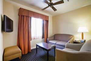 Fotos del hotel - MILLWOOD INN AND SUITES