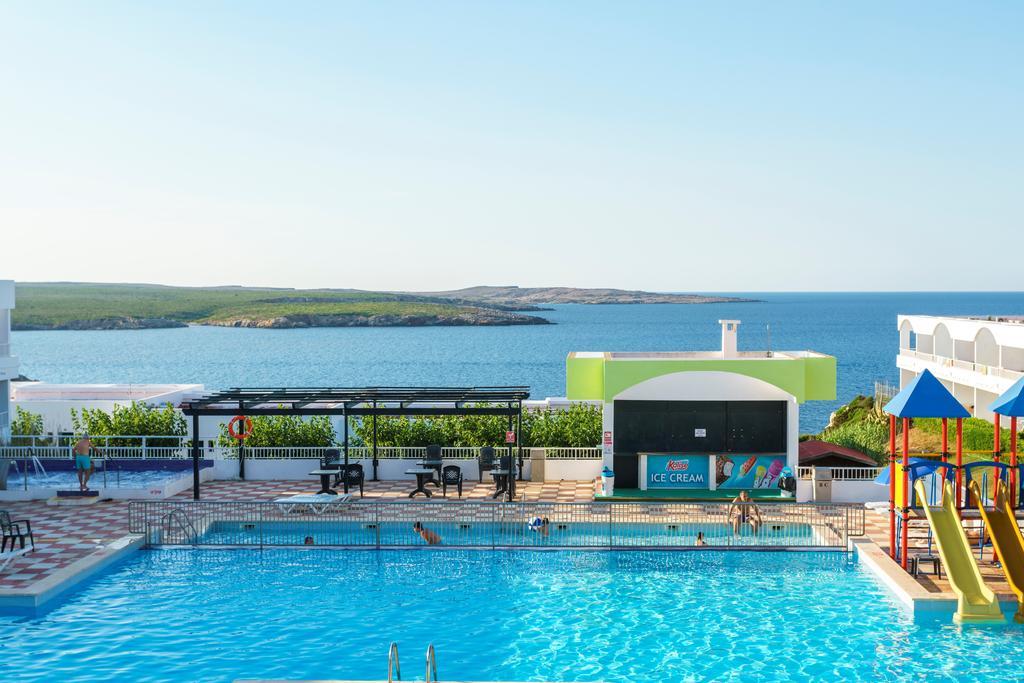 Fotos del hotel - Hotel Apartamentos Beach Club Menorca