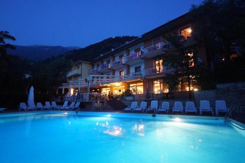 Alpi Hotel & Residence