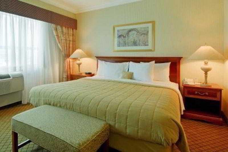 Fotos del hotel - Holiday Inn Hotel & Suites Oakville Bronte IHG