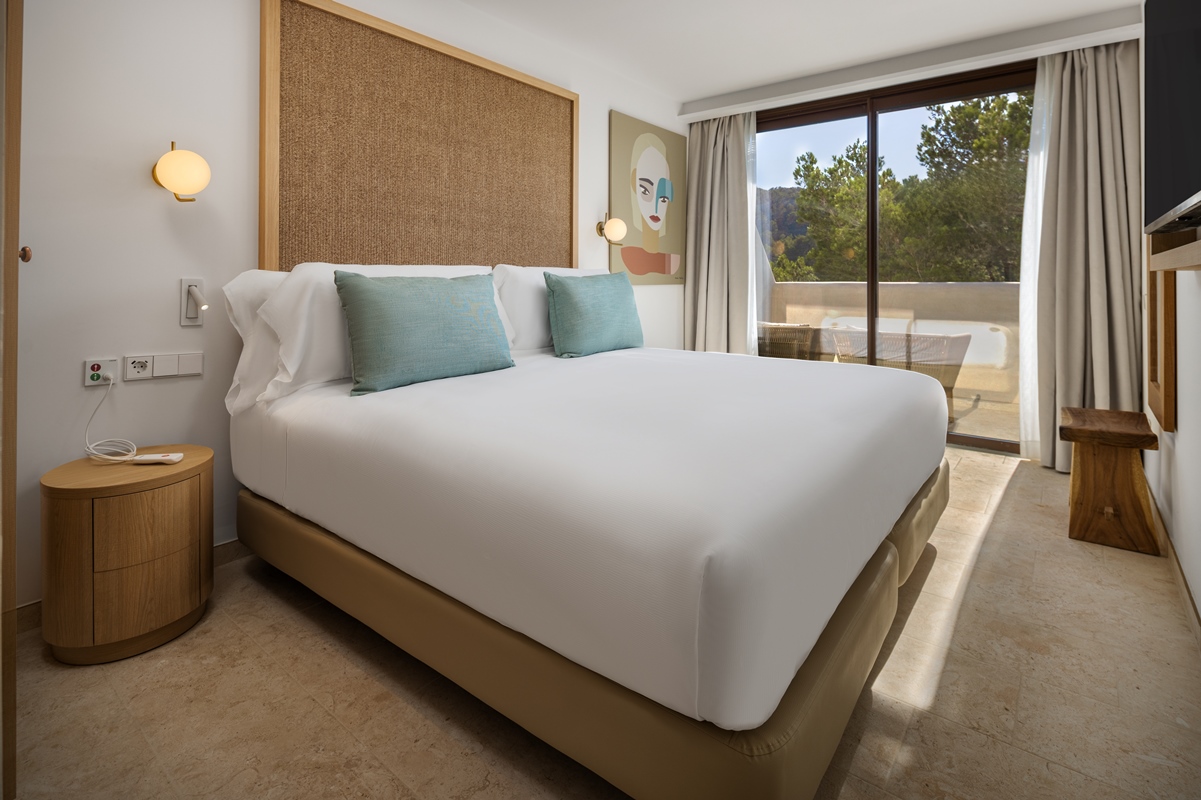 Fotos del hotel - Cala San Miguel Ibiza Resort, Curio Collection by Hilton