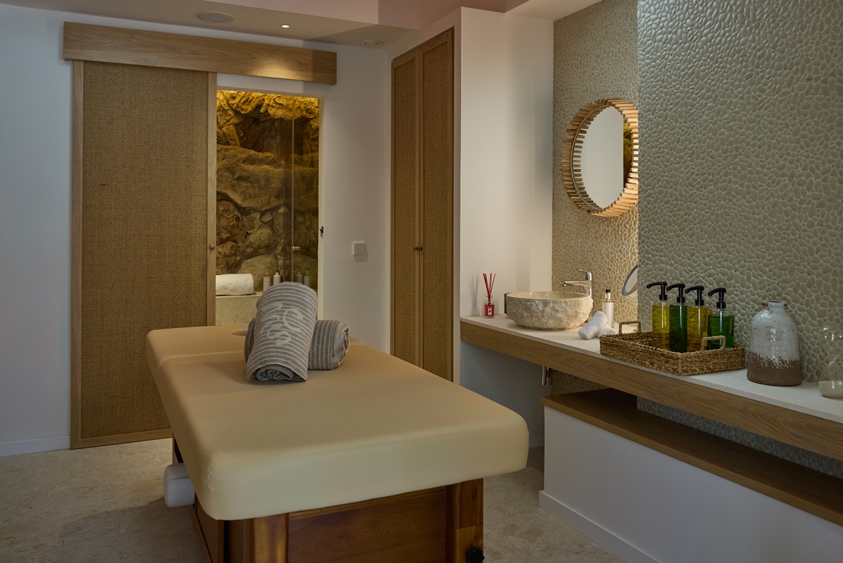 Fotos del hotel - Cala San Miguel Ibiza Resort, Curio Collection by Hilton
