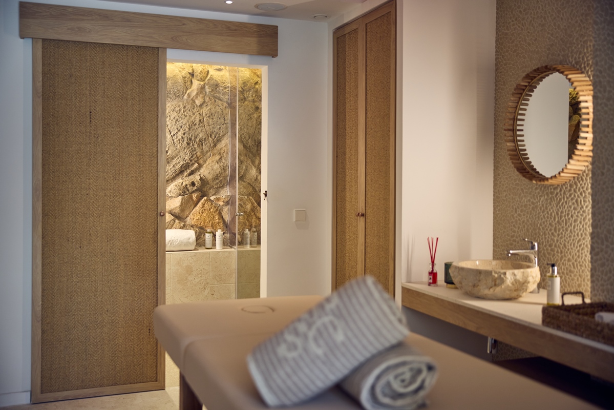 Fotos del hotel - Cala San Miguel Ibiza Resort, Curio Collection by Hilton