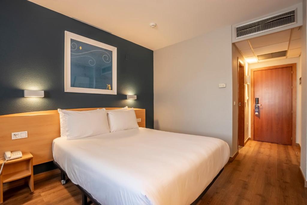 Fotos del hotel - TRAVELODGE MURCIA
