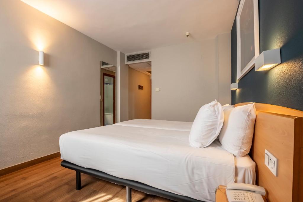 Fotos del hotel - TRAVELODGE MURCIA