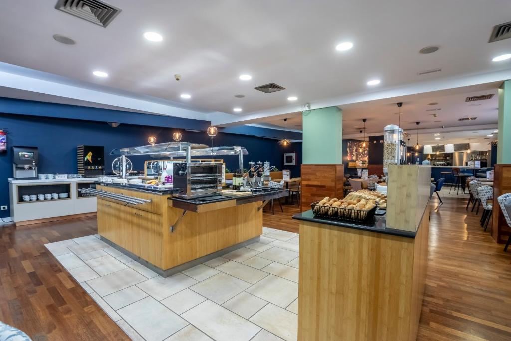 Fotos del hotel - TRAVELODGE MURCIA