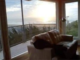 Fotos del hotel - BREATHTAKING BEACH VIEWS FROM THIS BRIGHT 3 BEDROOM HOME SLEEPS 4