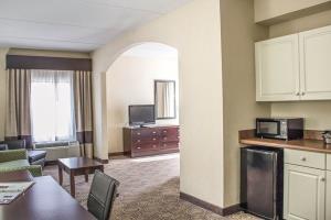 Comfort Suites (Cary)