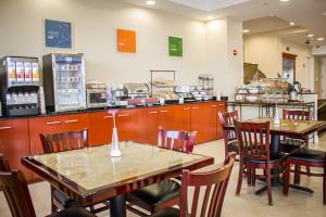 Fotos del hotel - COMFORT INN & SUITES AIRPORT