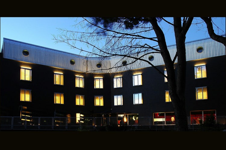 Black Hotel In Rome From R 948 Trabber Hotels - 