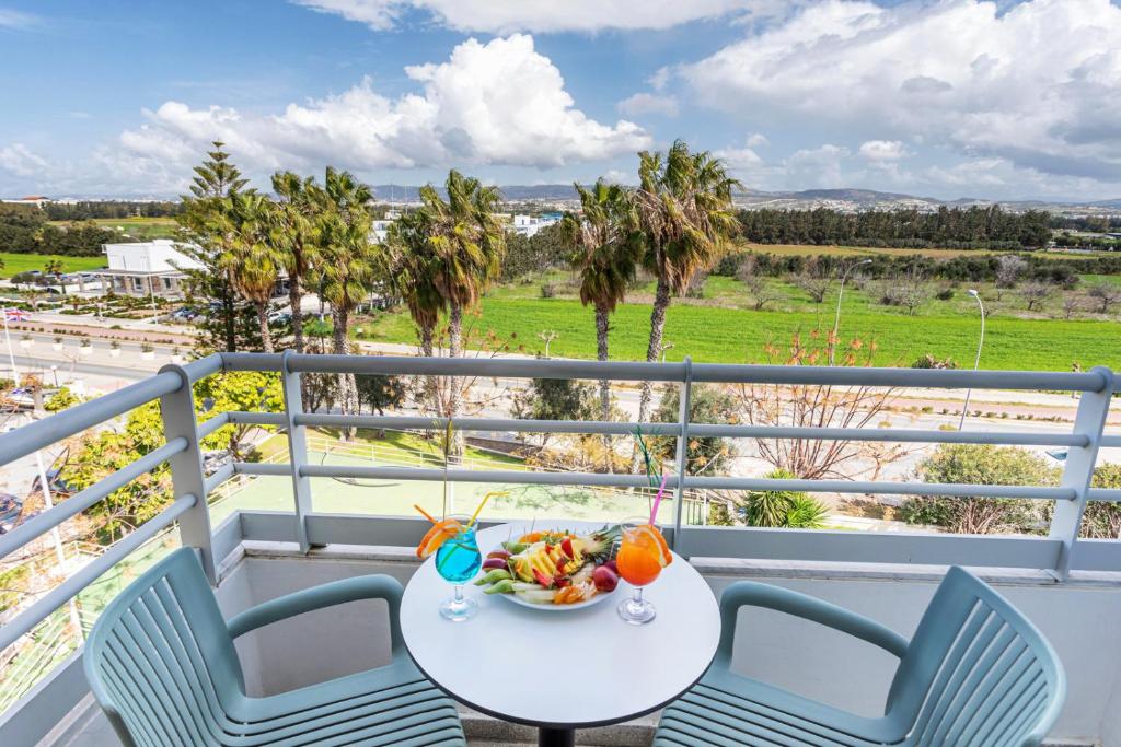 Fotos del hotel - LOUIS PHAETHON BEACH