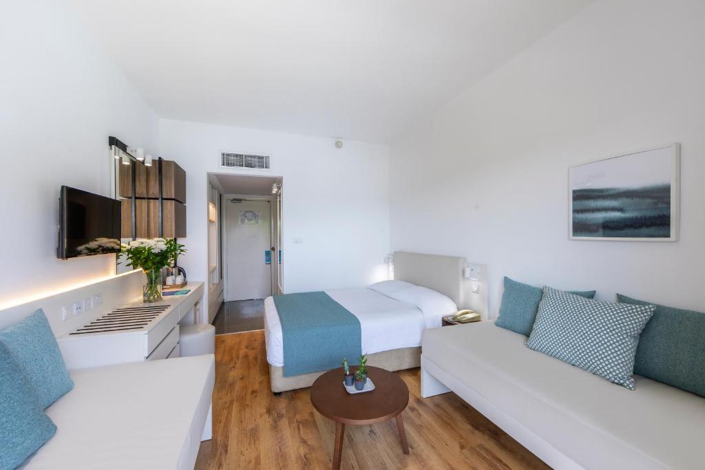 Fotos del hotel - LOUIS PHAETHON BEACH