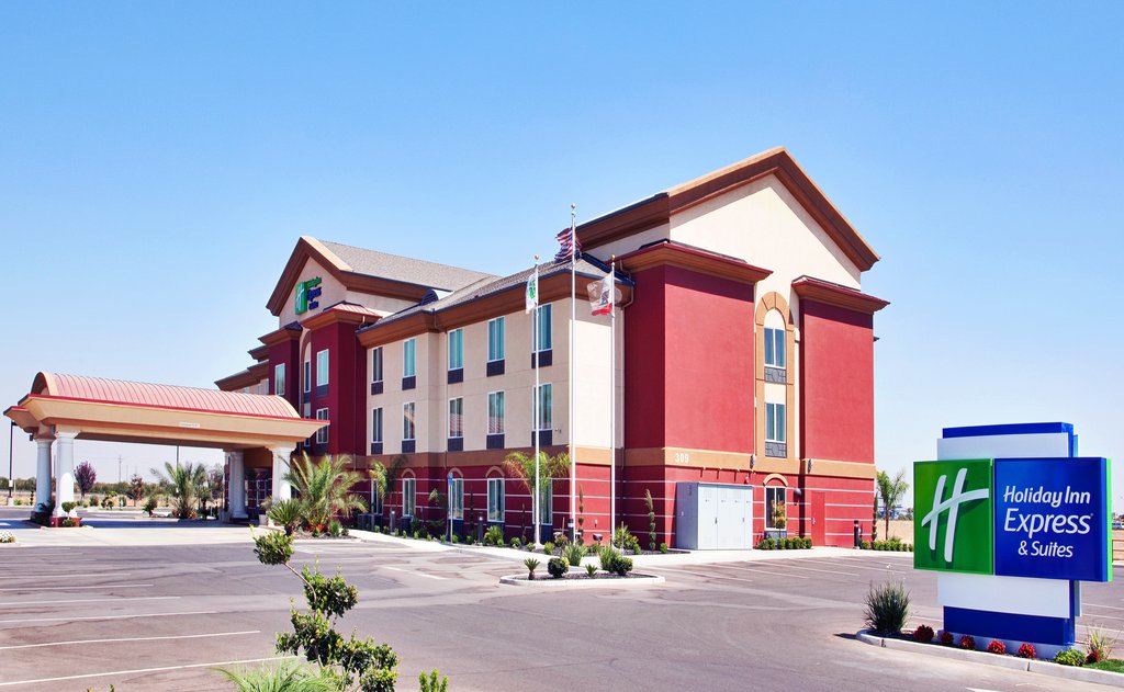 HOLIDAY INN EXPRESS AND SUITES
