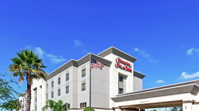 Hampton Inn AND Suites Houston-Bush