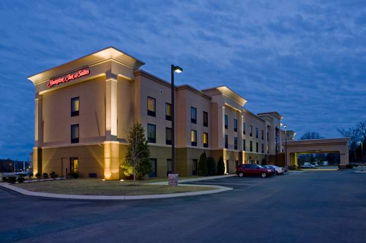 Hampton Inn AND Suites Nashville-Smyrna