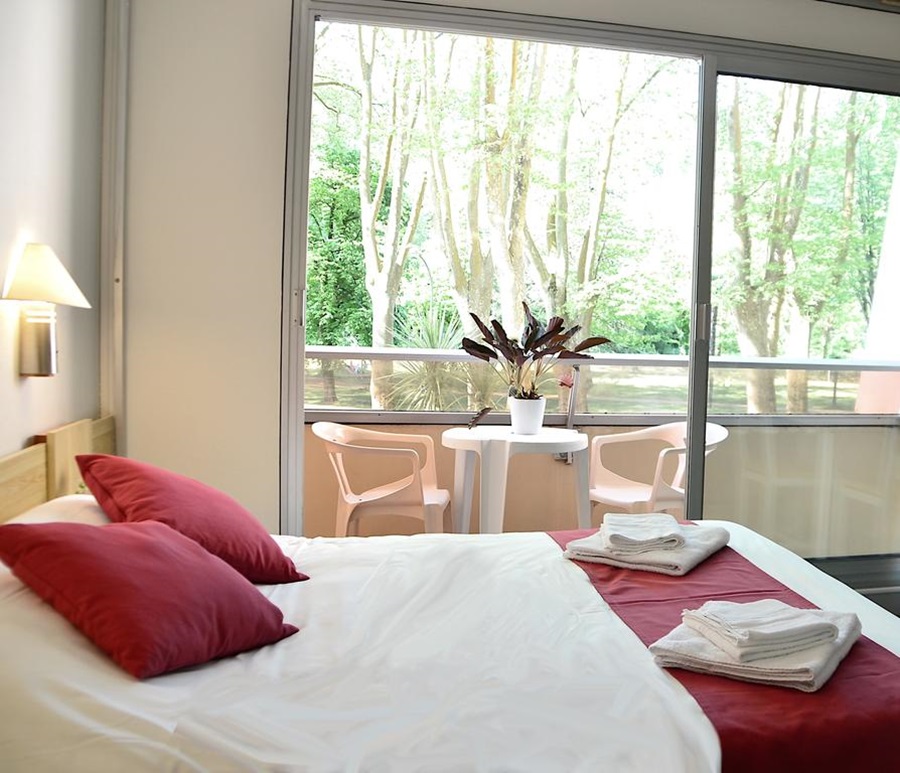 DAX HOTEL
