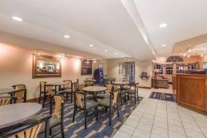 MICROTEL INN AND SUITES ANCHORAGE - AIRPORT