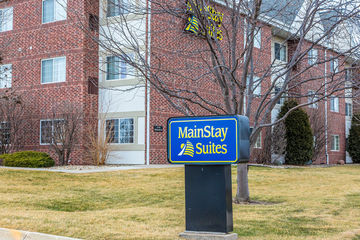 MainStay Suites Cedar Rapids