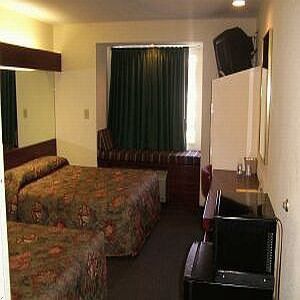 MICROTEL INN AND SUITES AUGUSTA