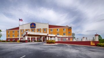 Union City Inn AND Suites
