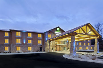 Holiday Inn Express and Suites Sandpoint North