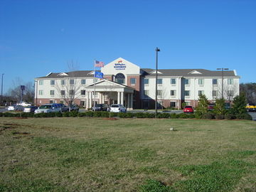 Holiday Inn Express and Suites Reidsville