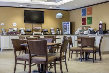 Fotos del hotel - COMFORT INN & SUITES ADJ TO AKWESASNE MOHAWK CASINO