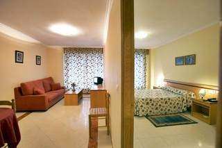 Fotos del hotel - APARTAMENTOS O VAL DO NASEIRO