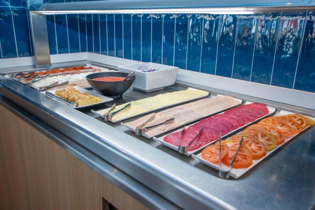 Fotos del hotel - TRAVELODGE MADRID ALCALA DE HENARES