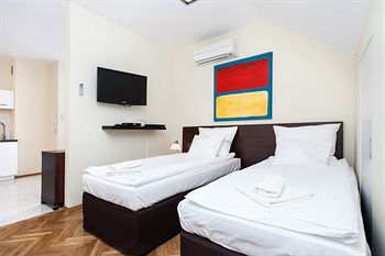 Fotos del hotel - VENETIAN HOUSE COURTYARD APARTMENTS