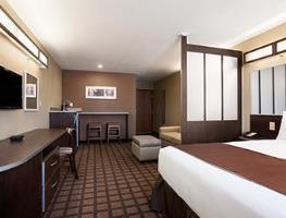 Microtel Inn & Suites by Wyndham Kenedy/Karnes City