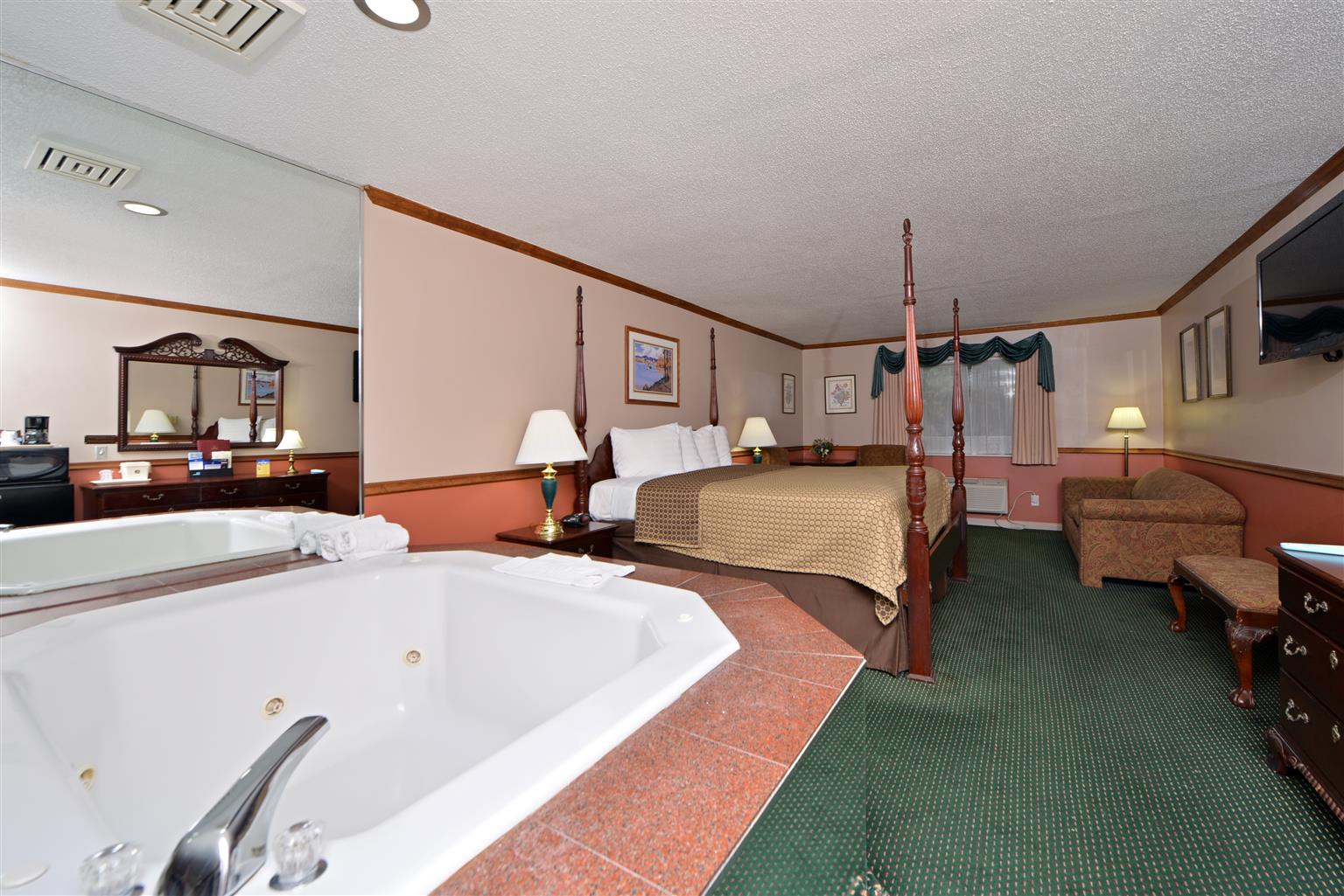 Best Western Bluffview Inn AND Suites