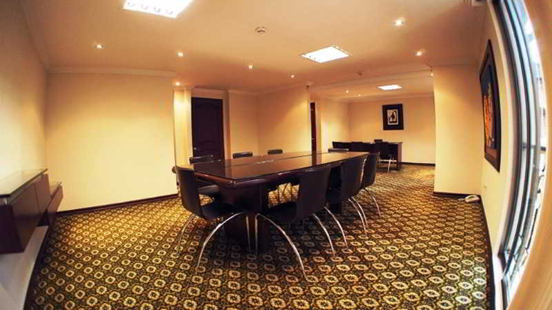 Fotos del hotel - EMBASSY PARK HOTEL