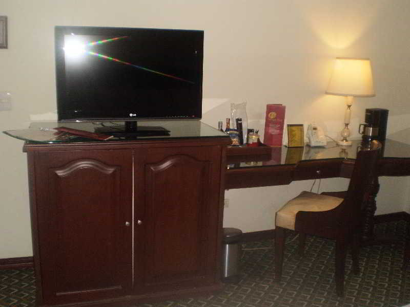 Fotos del hotel - EMBASSY PARK HOTEL
