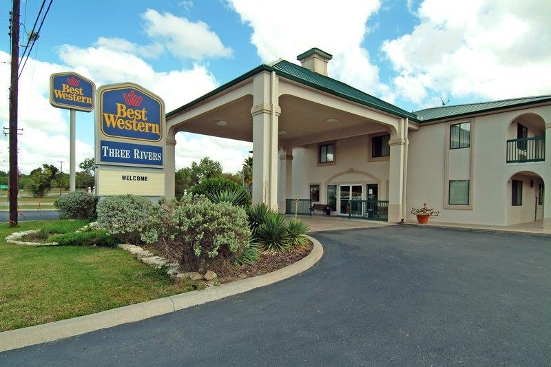 Quality Inn Three Rivers