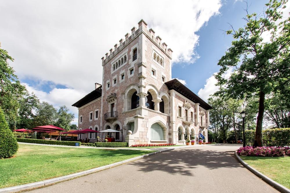 Fotos del hotel - Castillo Del Bosque La Zoreda