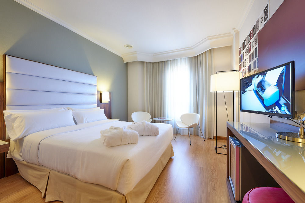 TRYP VIGO LOS GALEONES