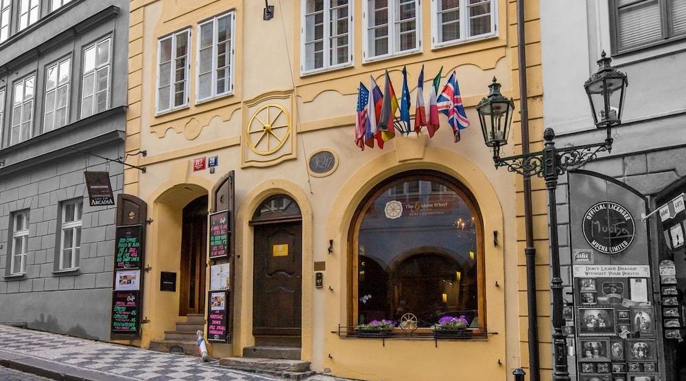 Fotos del hotel - The Golden Wheel