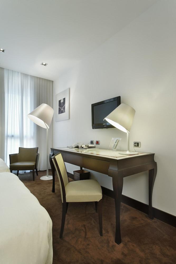 Fotos del hotel - UNAHOTELS CUSANI MILANO